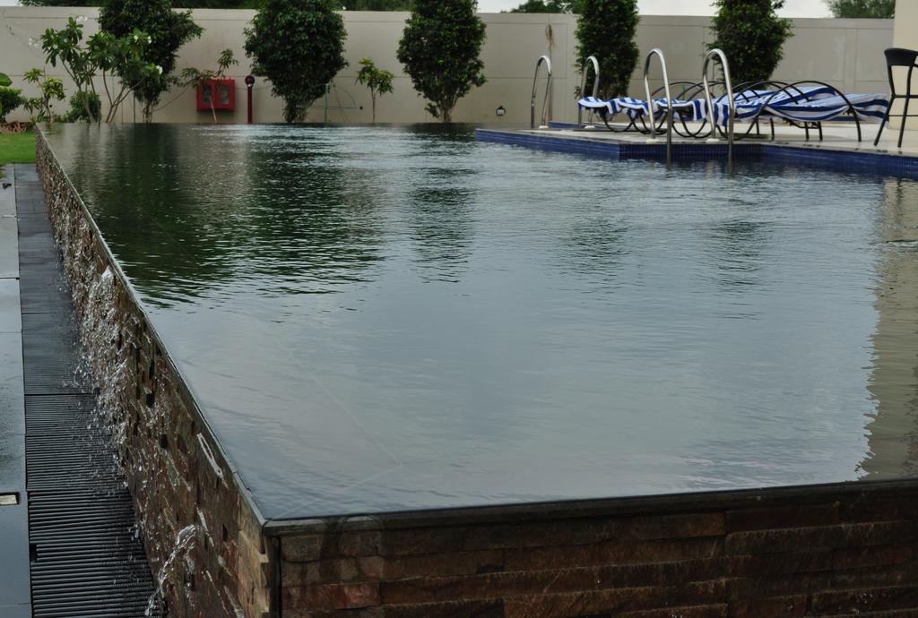 Hotel Ramada By Wyndham Jaipur Jaisinghpura Zewnętrze zdjęcie