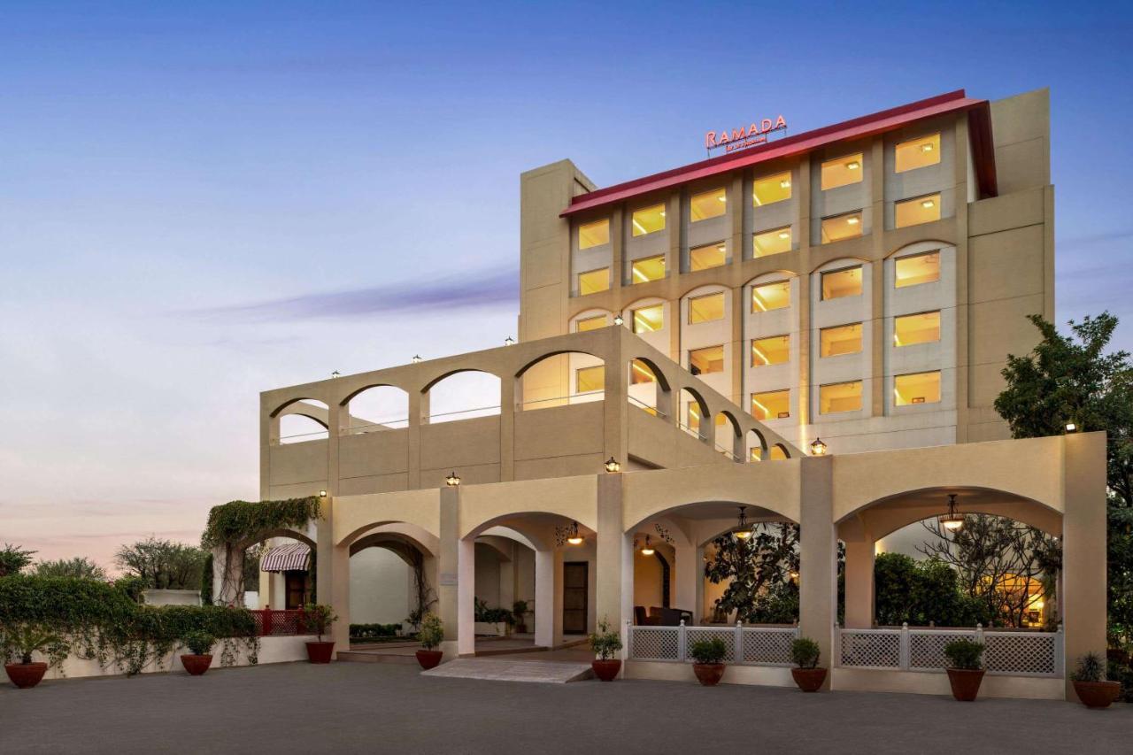Hotel Ramada By Wyndham Jaipur Jaisinghpura Zewnętrze zdjęcie