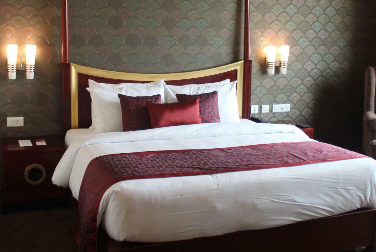 Hotel Ramada By Wyndham Jaipur Jaisinghpura Zewnętrze zdjęcie