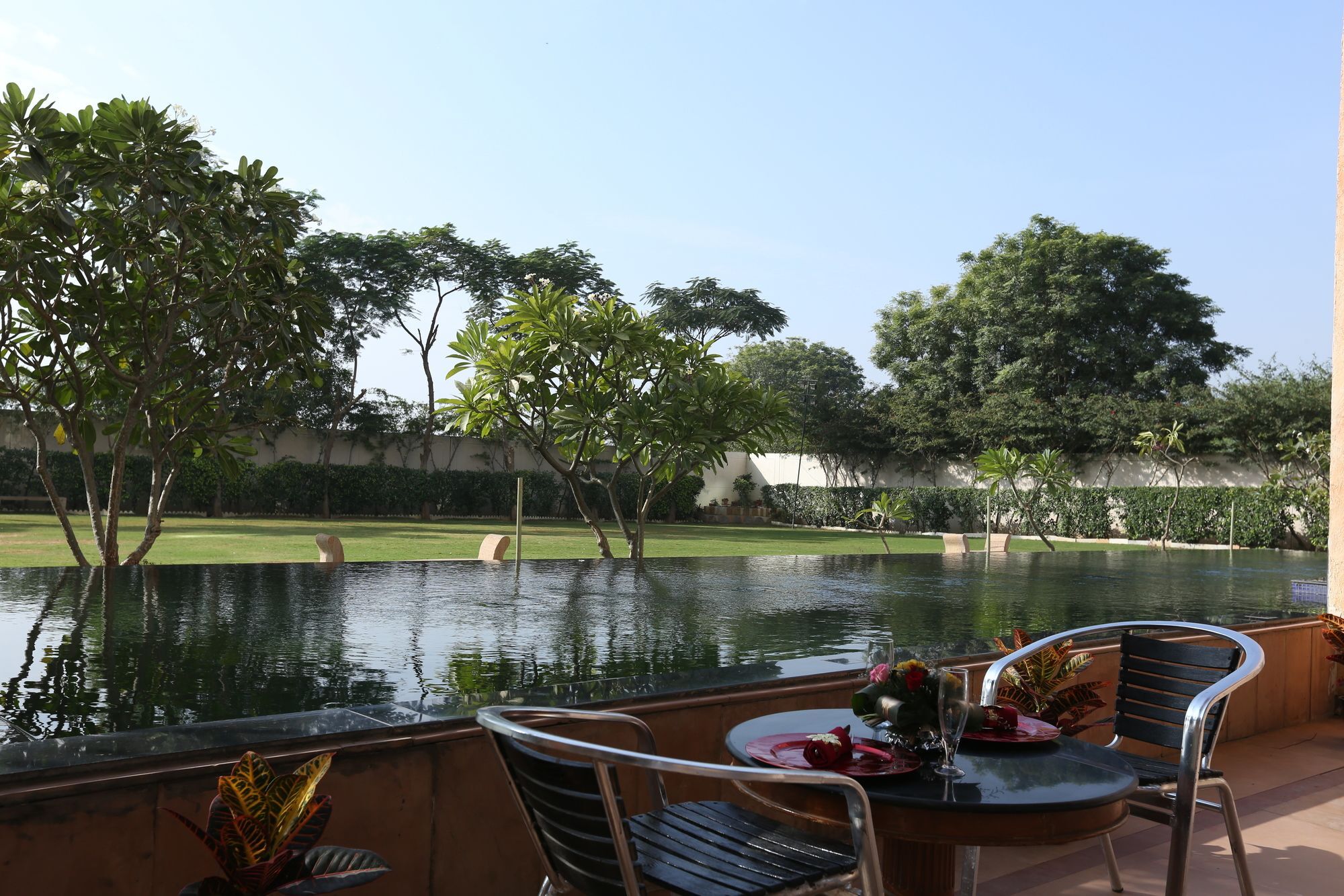 Hotel Ramada By Wyndham Jaipur Jaisinghpura Zewnętrze zdjęcie