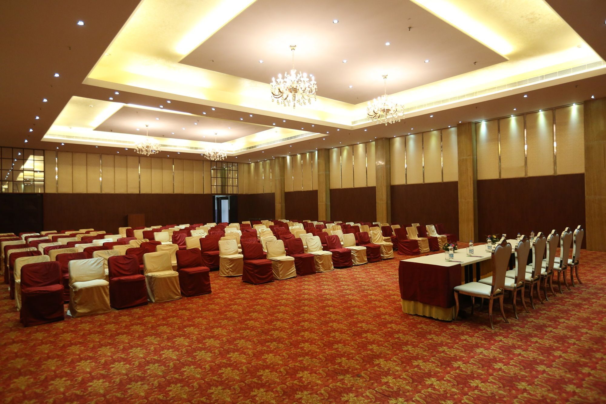 Hotel Ramada By Wyndham Jaipur Jaisinghpura Zewnętrze zdjęcie