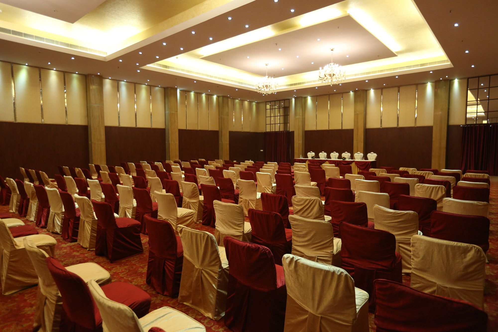 Hotel Ramada By Wyndham Jaipur Jaisinghpura Zewnętrze zdjęcie
